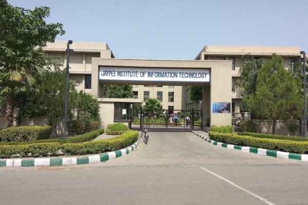 jaypee institute of information technology fees